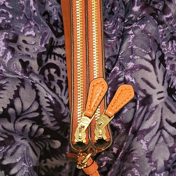 Coach wristlet - Picture 5 of 5